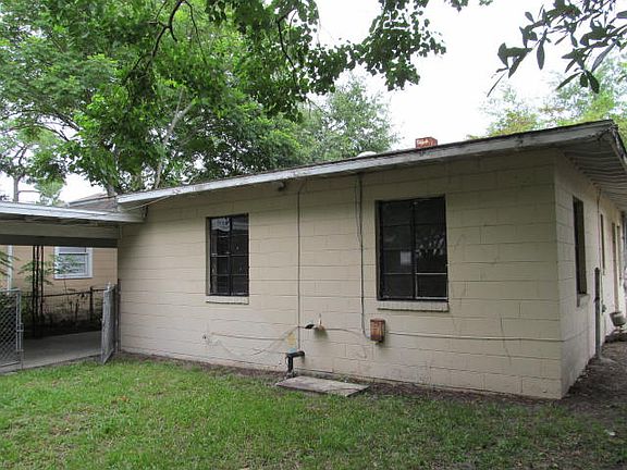 4th image of 7354 Wilder Ave