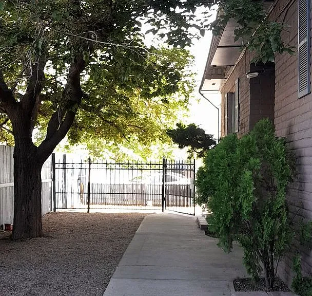 2426 Garfield Ave SE — Photo 15