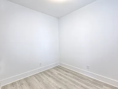 1589 Residences — photo 10