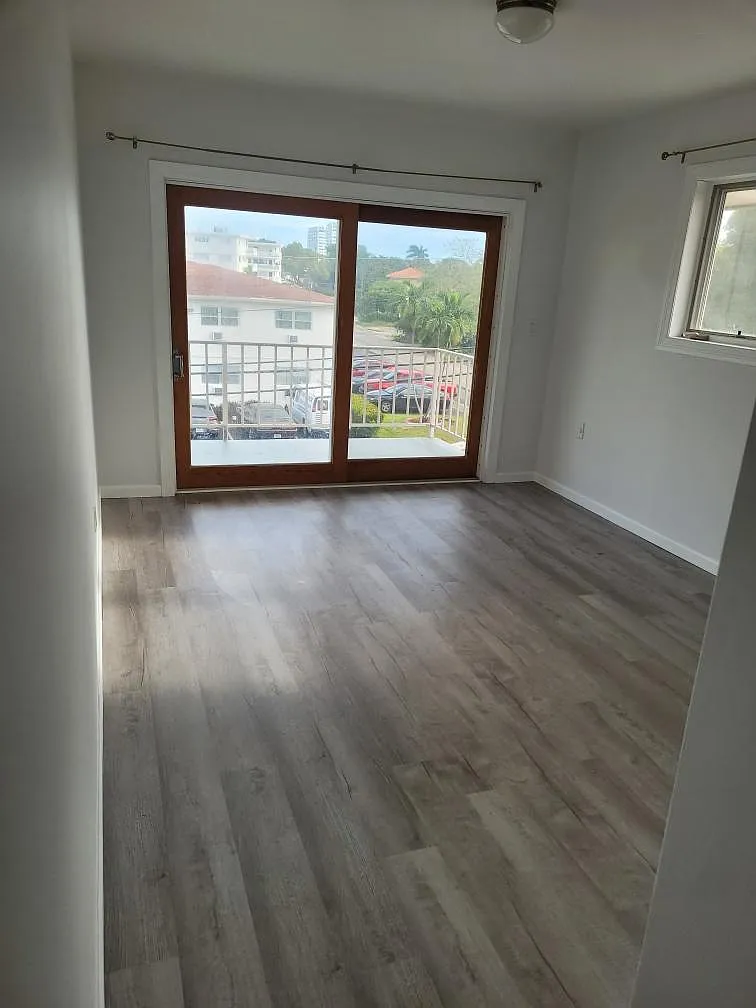 3 bed, 1176 sqft, $2,700 — Photo 3