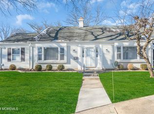 305A Sturbridge Ln #305A, Monroe Township, NJ 08831