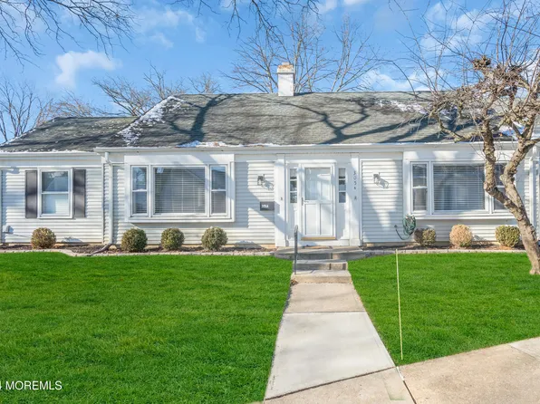 305A Sturbridge Lane #305A, Monroe, NJ 08831