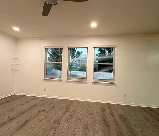 5344 Suncatcher Dr — Photo 9