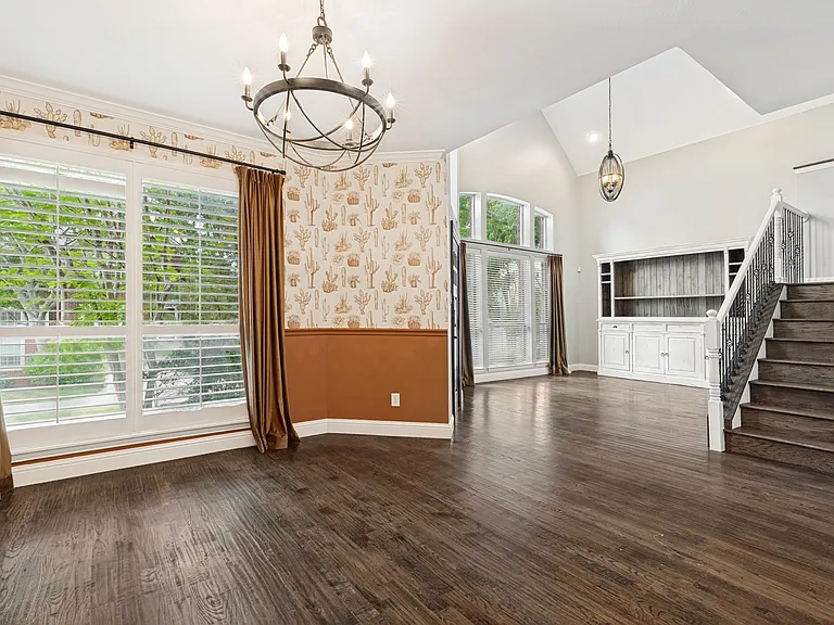 18515 Kelly Cave Trl — Photo 5