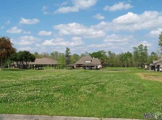 River Highlands, Saint Amant, LA 70774