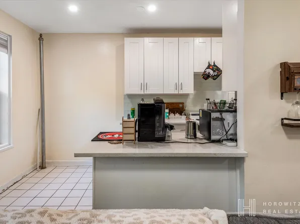 55-03 31st Avenue image 6 of 12