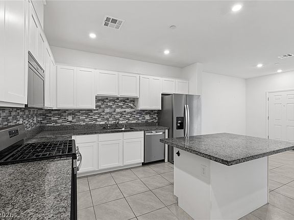 2nd image of 527 Cattleya Pl