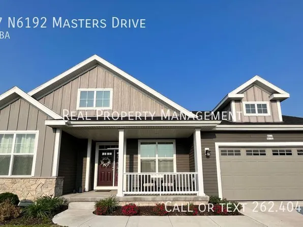 W217N6192 Masters Dr, Menomonee Falls, WI 53051