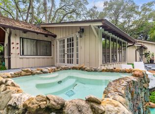 3675 Park Ln, Coconut Grove, FL 33133