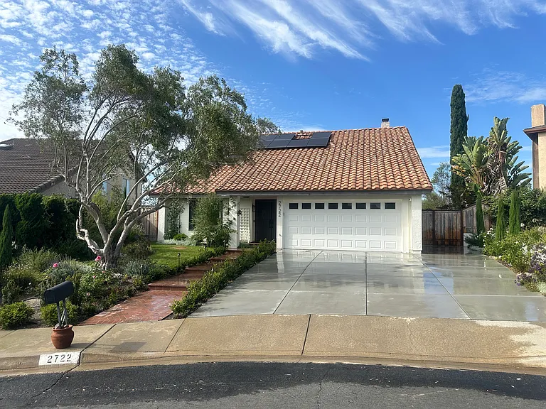 2722 La Golondrina St — Photo 31