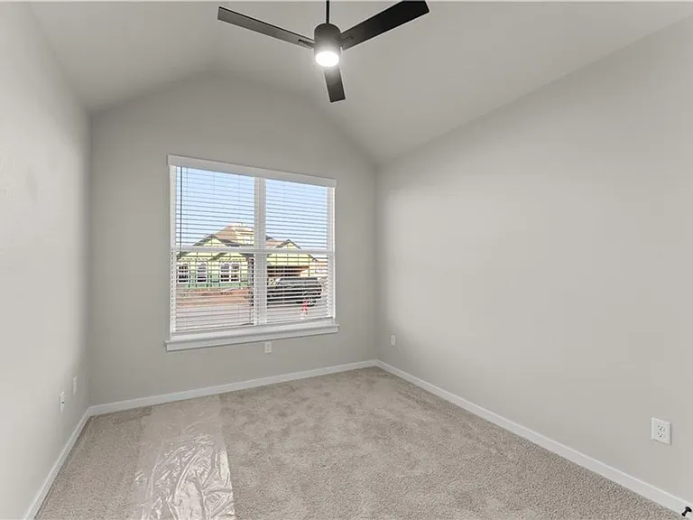 5907 SW Bear Creek Ave — Photo 11