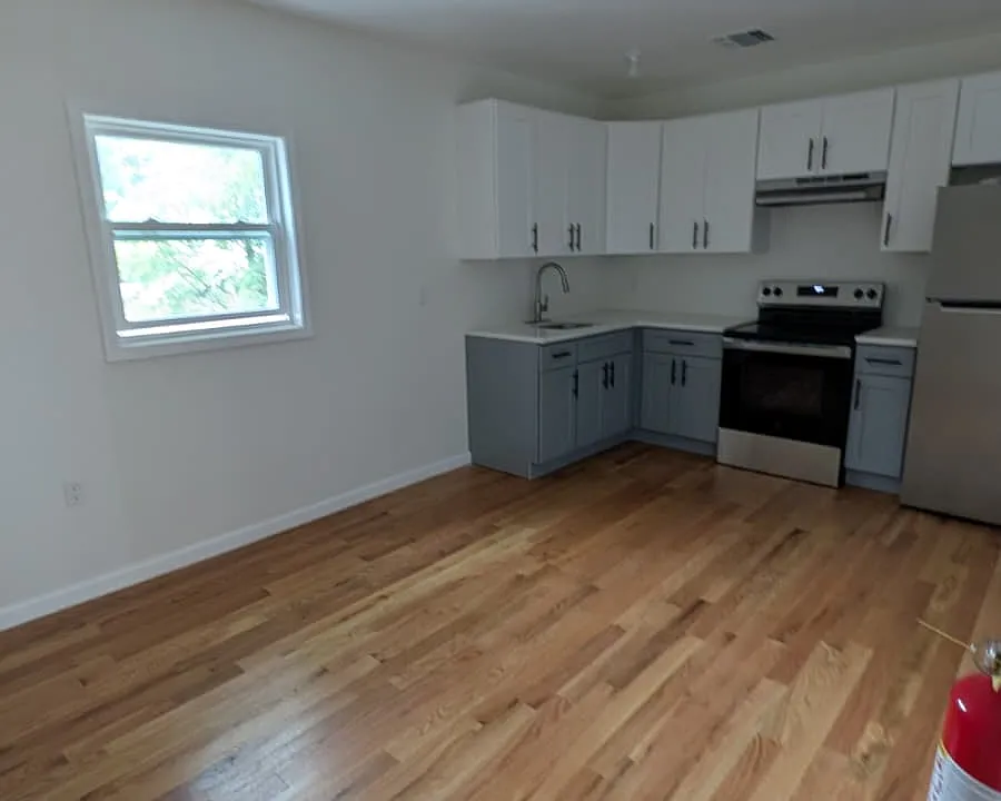 256 E Main St #2R