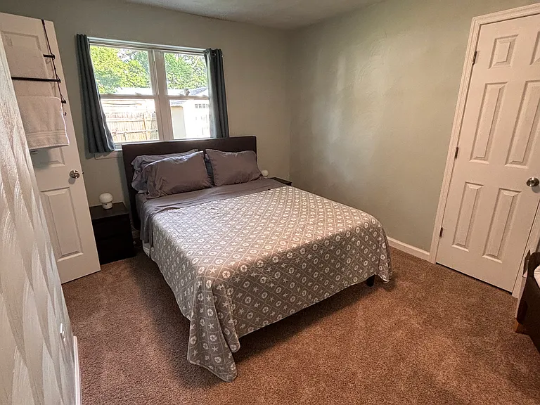 420 Crossett St — Photo 5