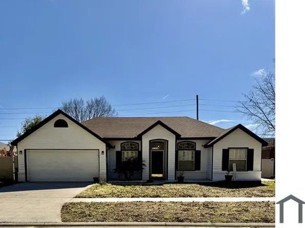 817 Southern Belle Dr E, Saint Johns, FL 32259