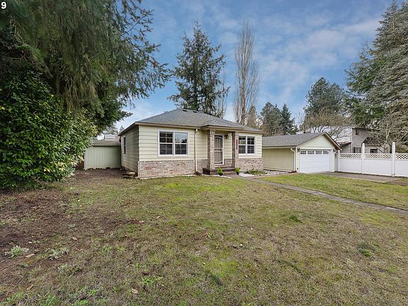 5th image of 4407 NE 42nd St
