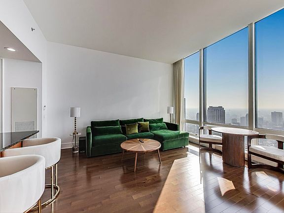 5th image of 401 N Wabash Ave #4OC