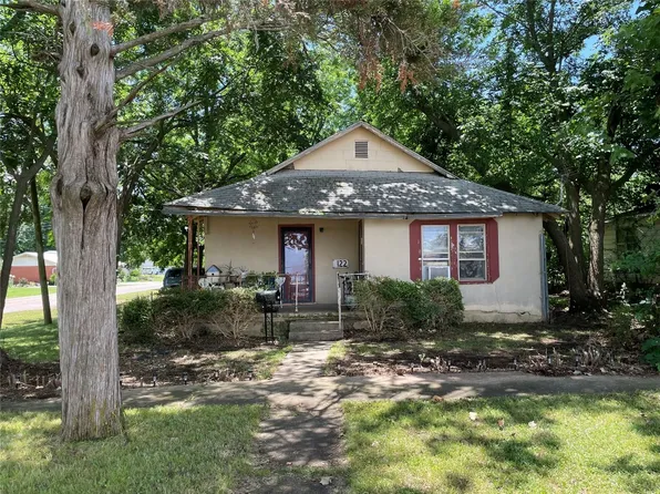 122 E Main St, Tecumseh, OK 74873