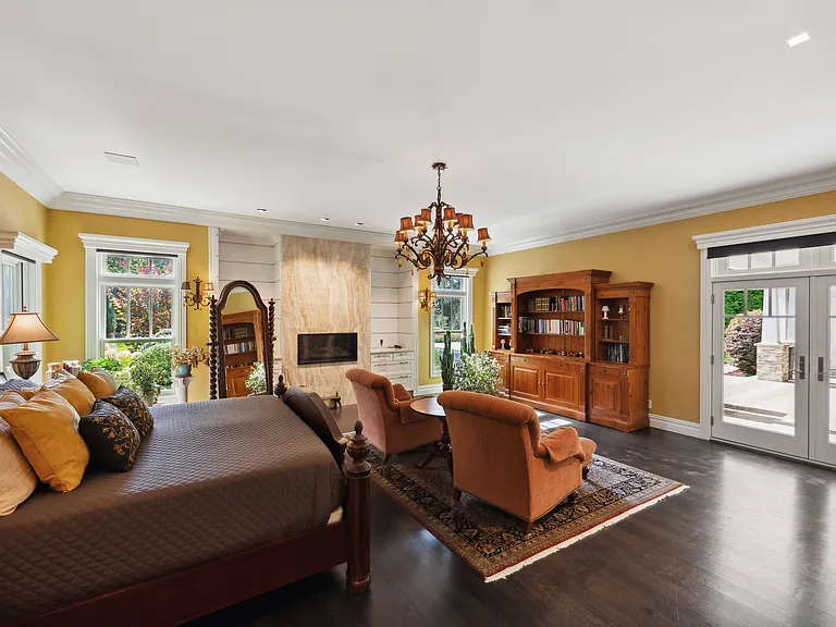 47 Midhampton Ave — Photo 19