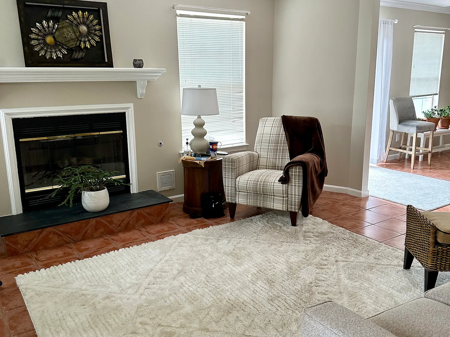 2 bed, 2.5 bath, 1240 sqft, $1,900 — Photo 4