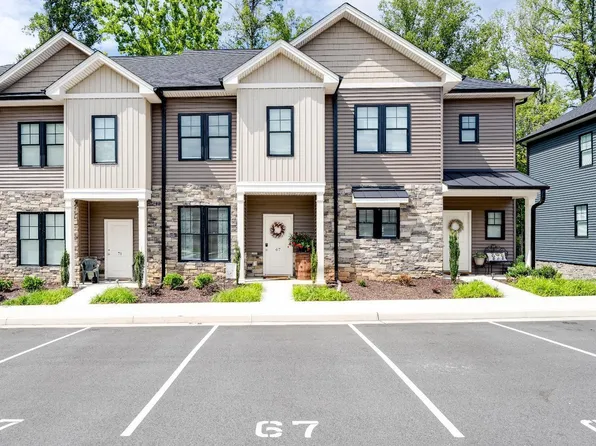 67 Cuddington Ln, Lynchburg, VA 24501