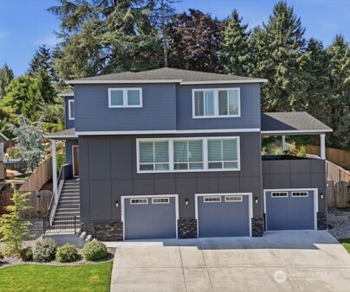 2nd image of 10706 NW 15th Place