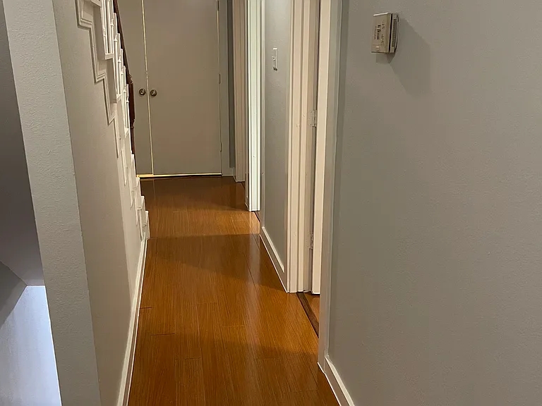 1542 Lombardy St #B — Photo 13