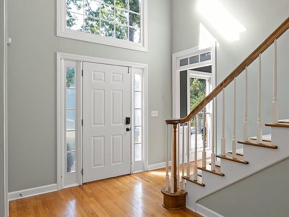 5th image of 1908 Windy Oaks Ln