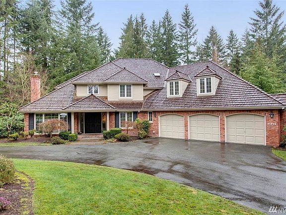 2nd image of 21846 NE 103rd St