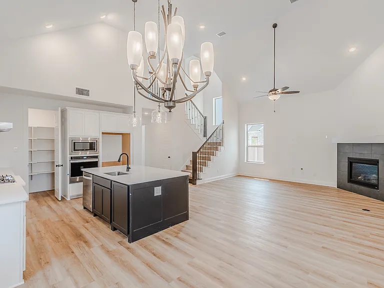 3125 Casa Blanca St — Photo 15