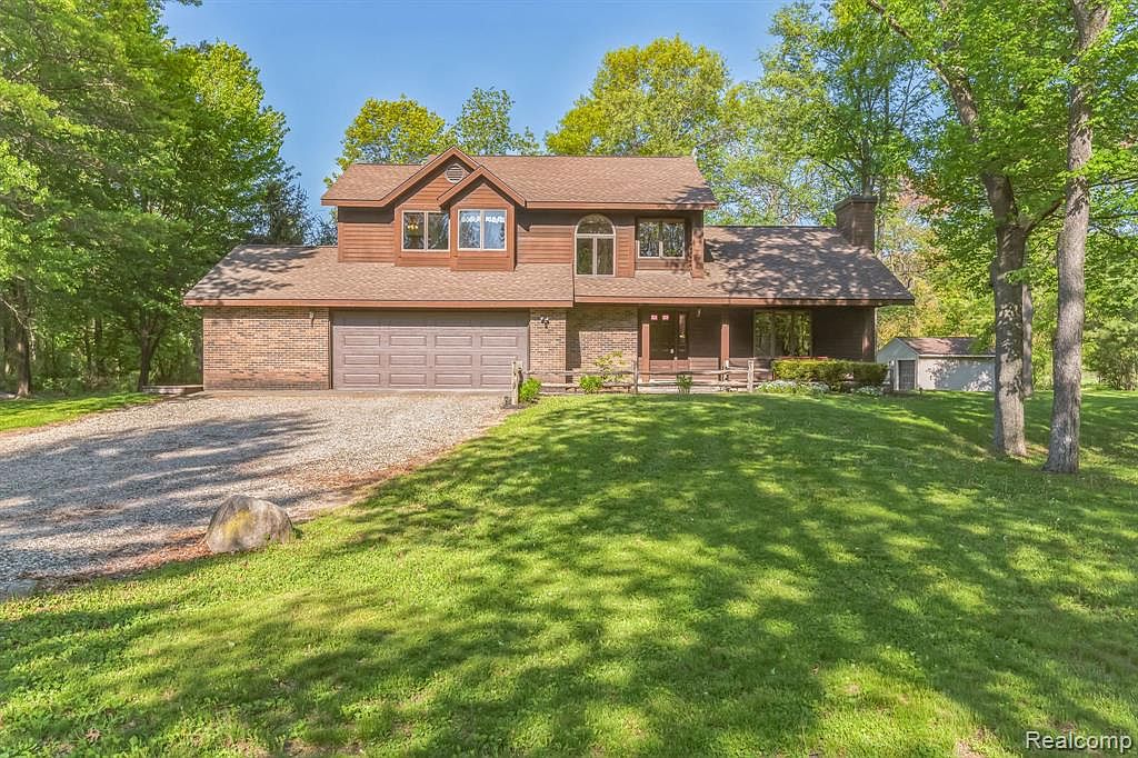 125 Jeni Ln, Milford, MI 48380 | Zillow