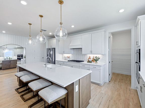 Walk-in pantry off the kitchen