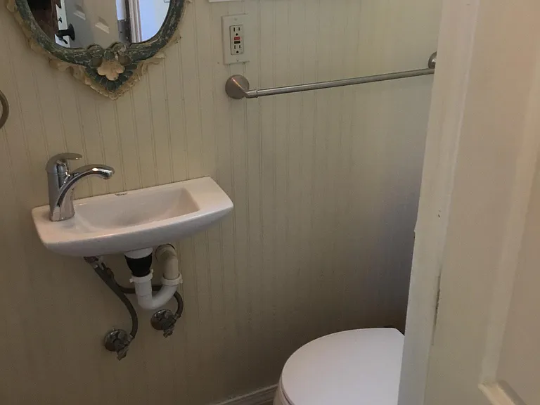 Lockwood Dr — Photo 12