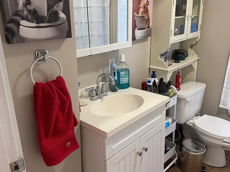22 Clare St #4 — Photo 10