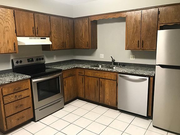 2nd image of 2316 W Meadow Ln