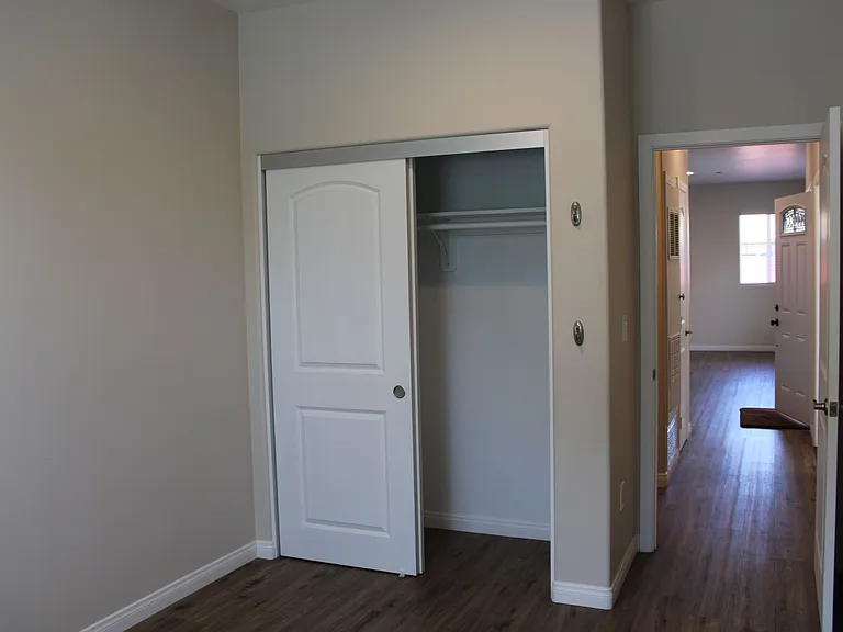 1013 Florida St — Photo 12
