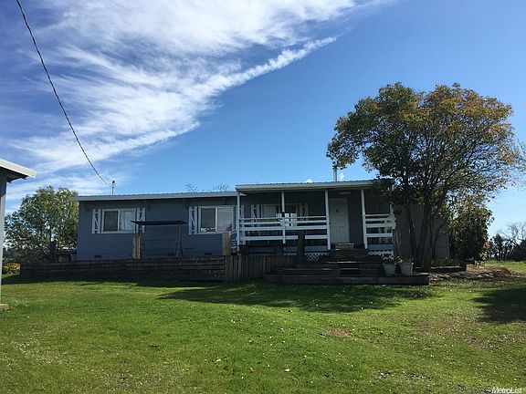 2nd image of 14070 Cadena Way