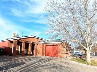1057 Harrison Dr NE, Rio Rancho, NM 87144