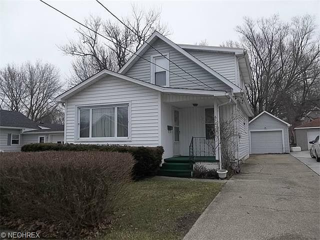 1st image of 610 Mill St