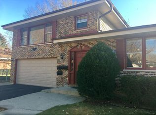 451 Edwards Ave APT 3, West Dundee, IL 60118