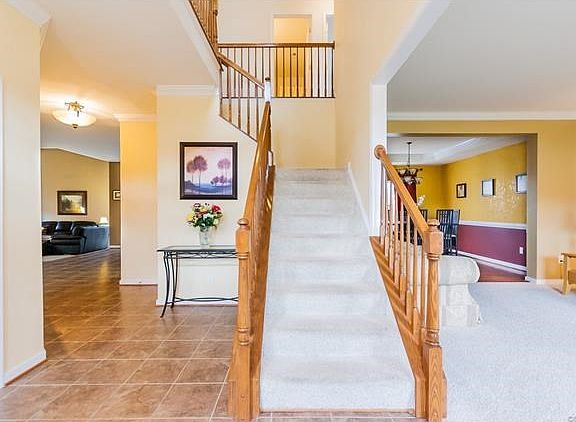 3rd image of 8301 Hawk Nest Dr