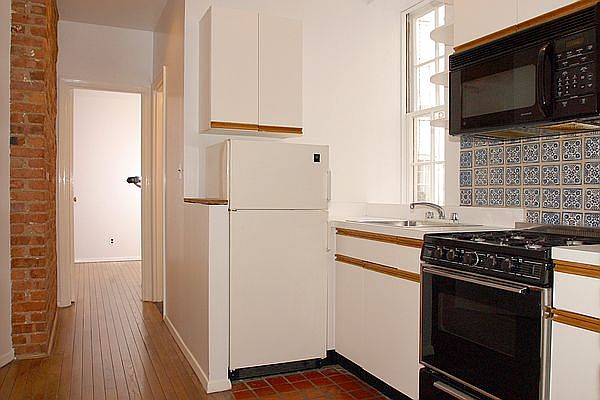 1st image of 316 E 92nd St APT 3RE