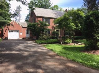 32 Upper Loudon Rd, Loudonville, NY 12211