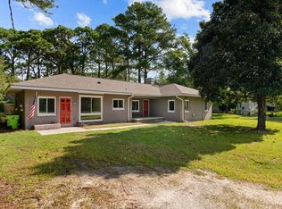 408 Sandy Point Rd, New Bern, NC 28560