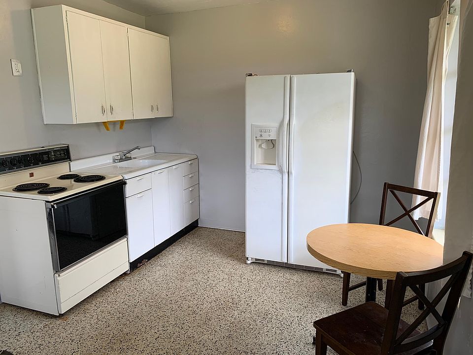 1st image of 6480 Miami Dr #1