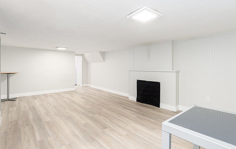 Vancouver Apartment for rent - 2 Bedrooms — photo 9