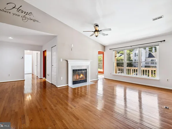 18060 Rolling Meadow Way #262, Olney, MD 20832