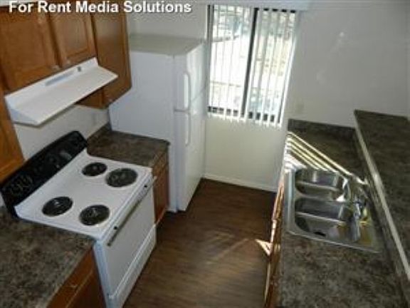 5th image of 6240 S Campbell Ave