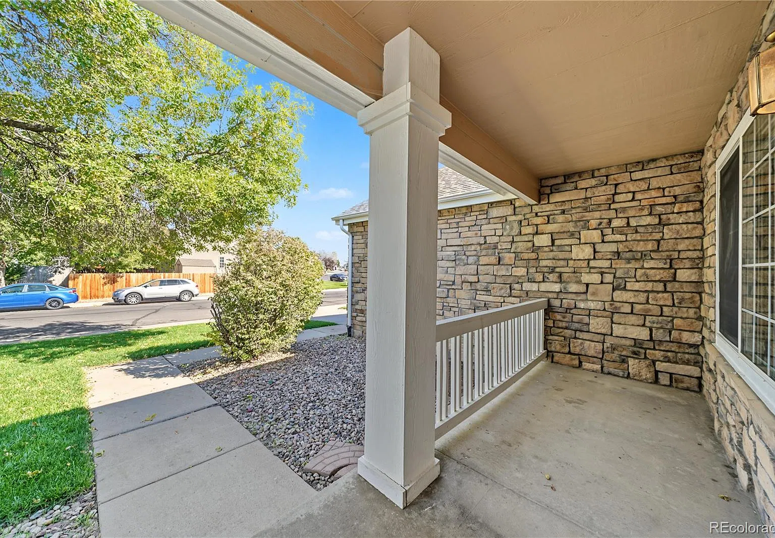 4 bed, 3.0 bath, 2391 sqft, $3,095 — Photo 2