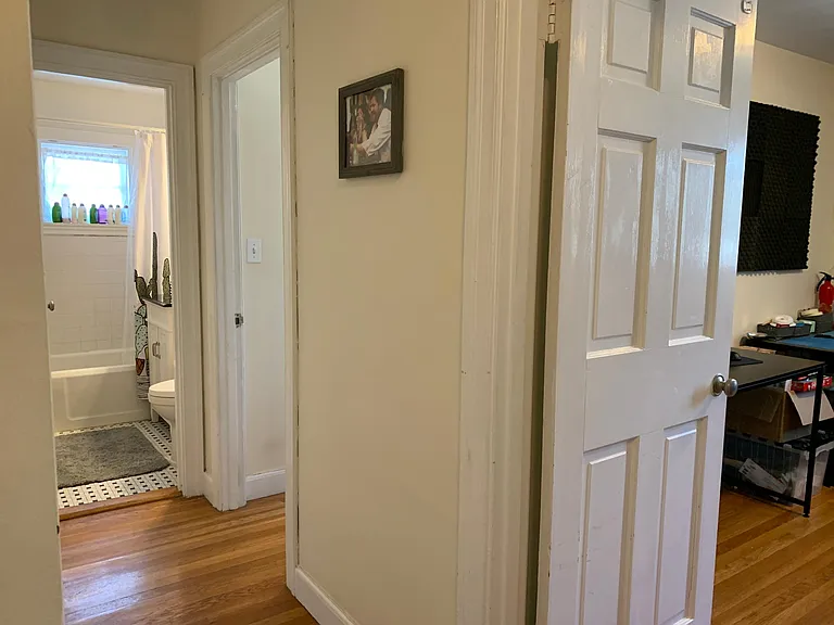 8 Garden Ct #4 — Photo 4