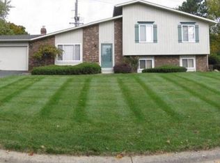 5470 Chanto Dr, Clarkston, MI 48346